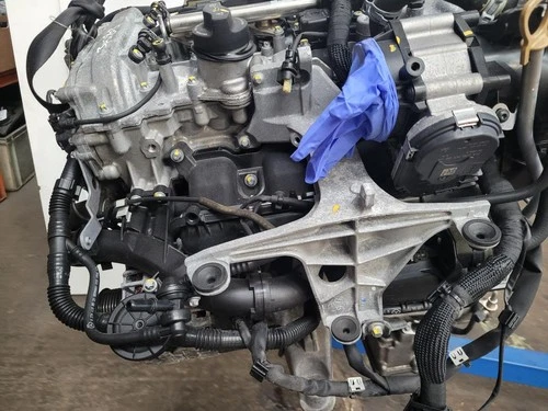 MERCEDES C CLASS M274.920 Motor 2.0L Benzin 2017 181,00 PS 24963 KM DAMAGED