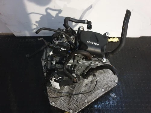 KTM 125 DUKE 12 Motor 125CC 2024