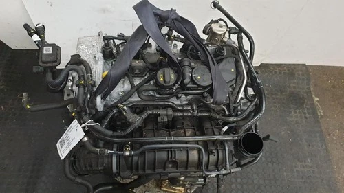 SKODA KAROQ DXDB RDE2 Motor 1.5 Benzin 2023 147,50 PS 26010 KM