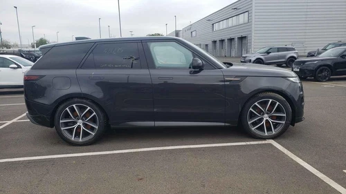 RANGE ROVER SPORT D300 RDE2 Motor 3.0L Diesel 2024 295,80 PS 16 KM