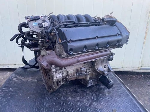 1999 JAGUAR XJ8 3.2LTR Benzin V8 AUTO Motor 230k KM