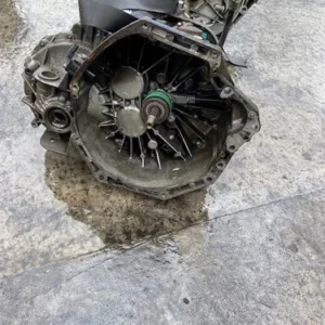 2015 RENAULT TRAFIC 1.6LTR Diesel 6 SPEED - Manuell - GEARBOX CODE: PF6