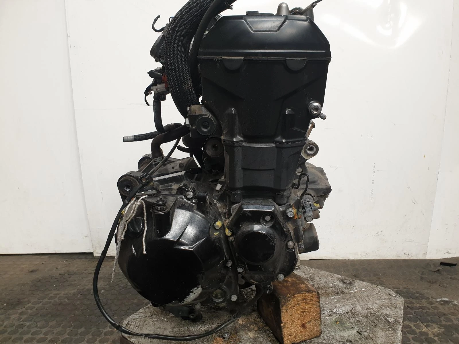 KAWASAKI ZX 1000CC Motor Benzin 2016 27186 KM ZRT00DE072347