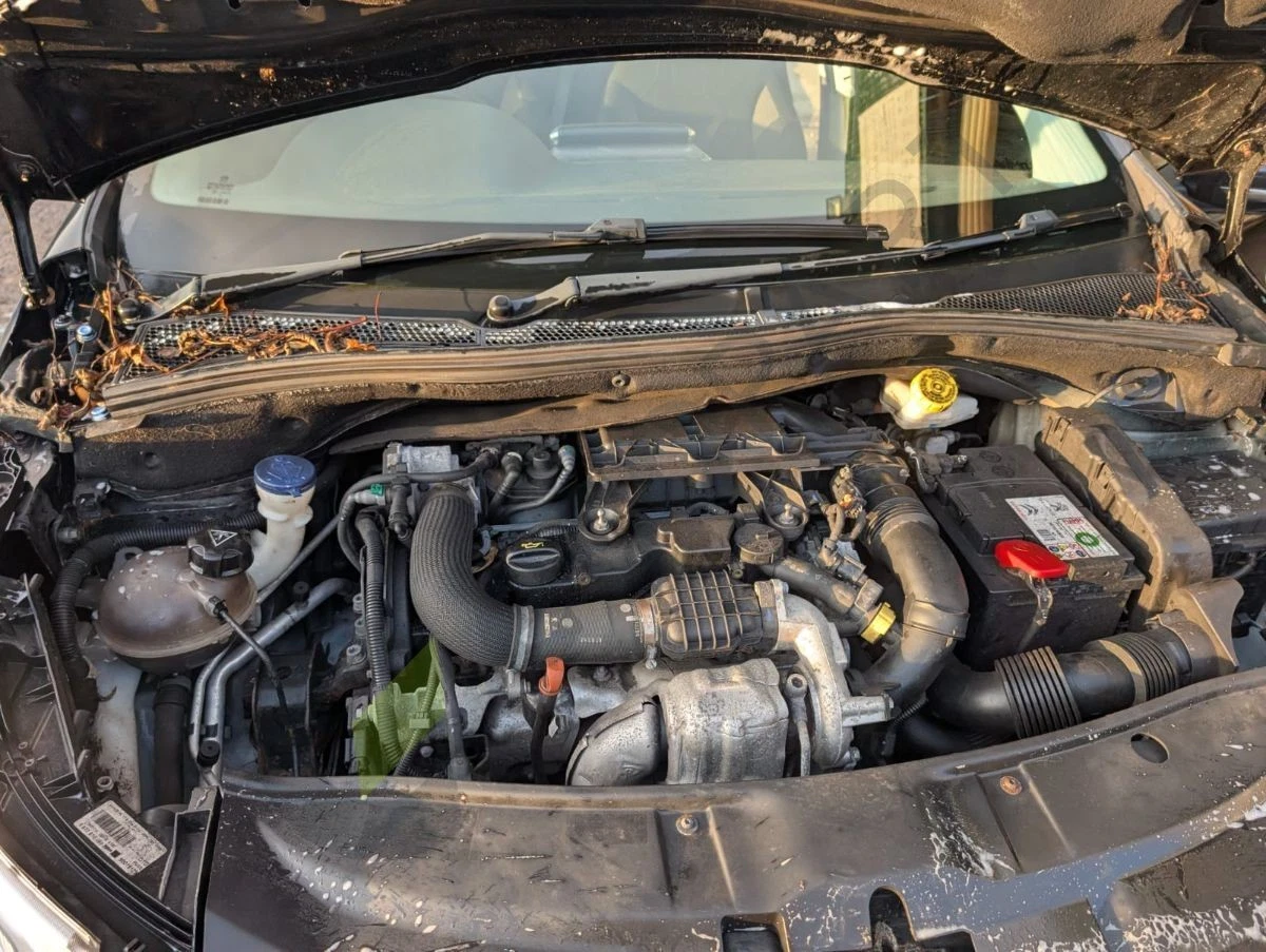 PEUGEOT 2008 MK1 Ph1 A94 Motor Diesel with Pump & Injectors DV4C (8HR)