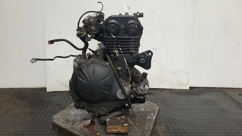 KAWASAKI KLE 650 VERSYS Motor 0.6L Benzin 2017 68,00 PS SPARES OR REPAIRS