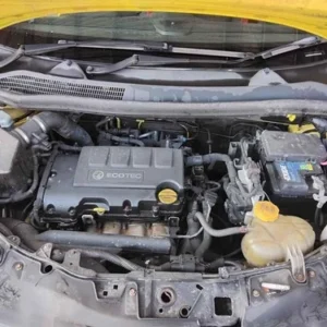 VAUXHALL CORSA D 09-15 Year 1.4 Benzin Motor A14XER 100PS 155k KM0000509324