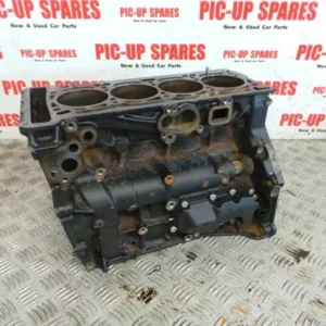 Audi A3 10-13 1.8 Benzin CDAA Bare Motor Block 371383