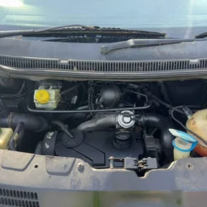VW Transporter T5 04-09 1.9 Diesel AXB Motor 492374