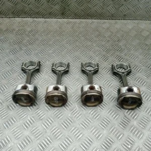 MERCEDES A CLASS Motor PISTON SET 1.3 Benzin A2820300700 M282.914 W177 2018 -25