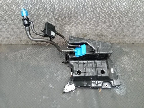 AUDI A4 ADBLUE TANK 2.0 Diesel 8W0131878AC 8W0131879BB MK5 B9 2015 - 2020