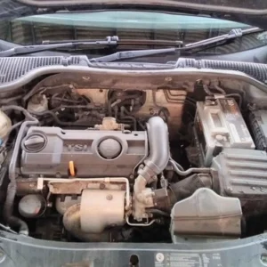 Skoda Octavia 1Z 04-13 Mk2 1.4 Benzin Motor CAXA 03C100038P 0000472880